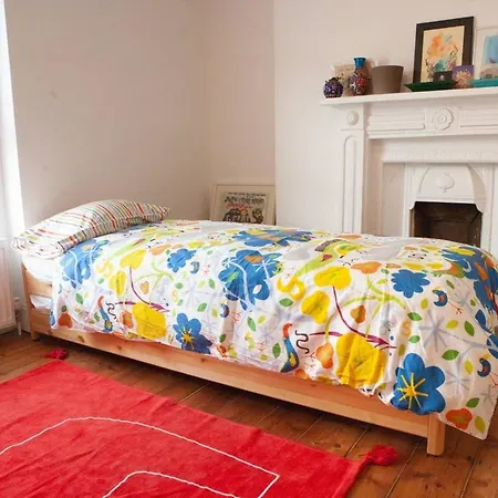 Apartment Spacious 3 Bedroom Georgian House In